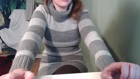 Snapshot of the_prettywondder chatting on January 16, 9:48 am Ekye online show from January 16, 9:48 am