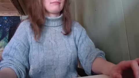 Snapshot of the_prettywondder chatting on March 4, 9:07 am Ekye online show from March 4, 9:07 am