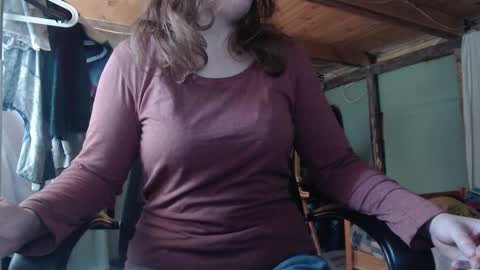 Snapshot of the_prettywondder chatting on October 6, 8:12 am Ekye online show from October 6, 8:12 am