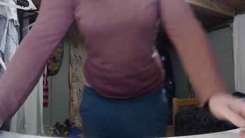 Snapshot of the_prettywondder chatting on October 12, 3:44 pm Ekye online show from October 12, 3:44 pm