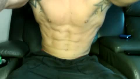 Snapshot of the_real_king_of_nv chatting on December 18, 11:30 pm Your God online show from December 18, 11:30 pm