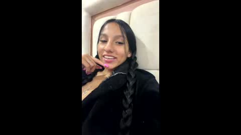 Andrea online show from June 3, 11:54 pm