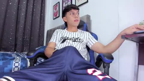 the_skinnyguys online show from November 16, 9:53 pm