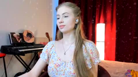 Ally    STREAMING ON TWITCH NOW Check my Twitter for updates online show from February 24, 10:04 am