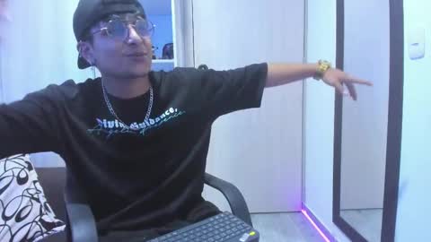 Danny online show from September 20, 4:02 am