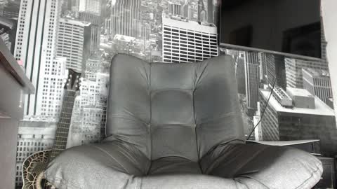 Snapshot of theangelmiguel chatting on December 21, 1:42 pm Miguel Angel online show from December 21, 1:42 pm