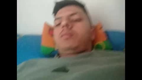 Snapshot of theangelmiguel chatting on October 12, 12:15 pm Miguel Angel online show from October 12, 12:15 pm