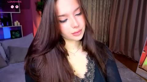 Lucy online show from February 10, 1:48 pm