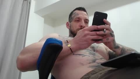 John online show from April 16, 8:20 pm