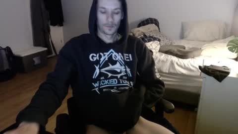 thebigbamboo26 online show from December 3, 10:18 pm