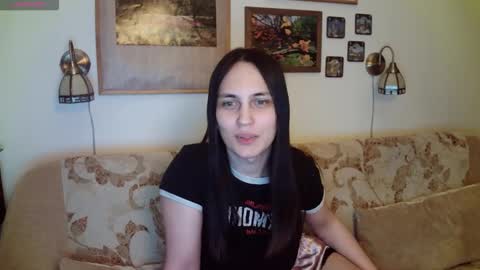 Snapshot of thebl4ckhearts chatting on February 15, 3:31 pm Daria and Diana 3 online show from February 15, 3:31 pm