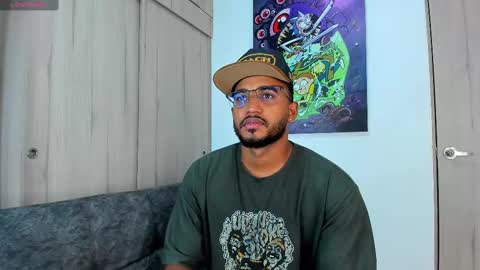 Snapshot of theblack_frank chatting on February 19, 12:11 pm theblack_frank online show from February 19, 12:11 pm