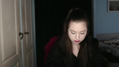 raissa online show from April 17, 3:59 pm