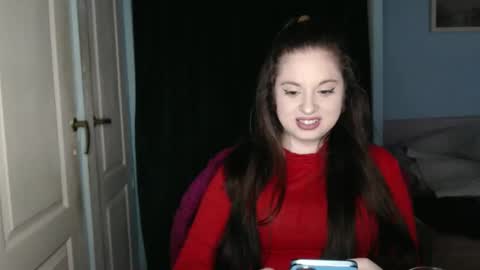 raissa online show from April 19, 5:45 pm