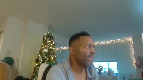 Snapshot of theblacklordmaster chatting on December 18, 1:34 pm theblacklordmaster online show from December 18, 1:34 pm