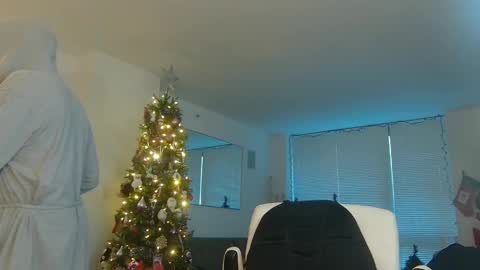 Snapshot of theblacklordmaster chatting on December 19, 3:19 pm theblacklordmaster online show from December 19, 3:19 pm