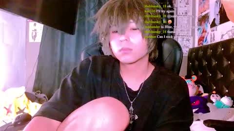thebluesky_18 online show from June 10, 10:36 am