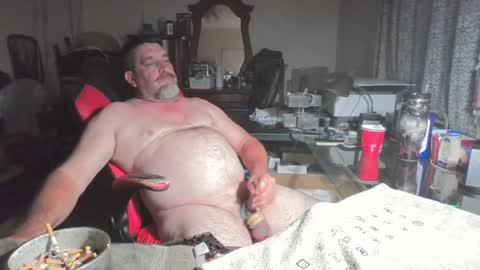 Snapshot of thecajunbator2 chatting on May 30, 10:45 am Cajunbator online show from May 30, 10:45 am
