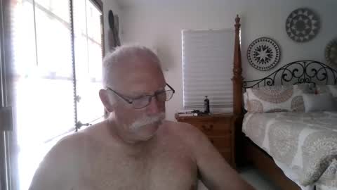 thecooltool_1 online show from May 8, 9:53 pm