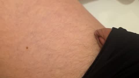 Snapshot of thecum9869 chatting on March 29, 6:08 pm thecum9869 online show from March 29, 6:08 pm