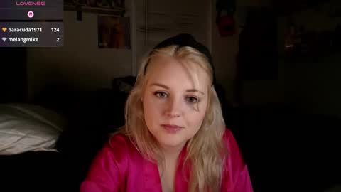 Kassandra Grant online show from May 1, 4:39 am