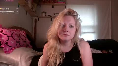 Kassandra Grant online show from July 12, 8:00 pm