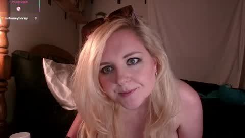 Kassandra Grant online show from July 15, 5:23 am
