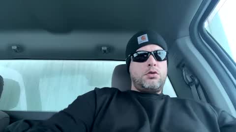 Carter Bates online show from December 31, 3:53 pm