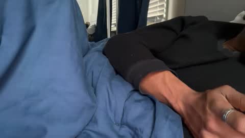 theeshooterr online show from December 20, 1:43 pm