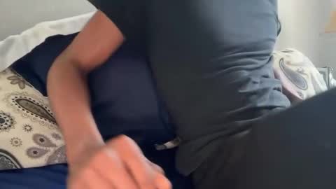 theeshooterr online show from January 2, 6:01 pm