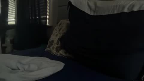 theeshooterr online show from January 19, 6:21 pm