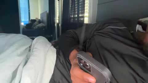 theeshooterr online show from January 26, 4:09 pm