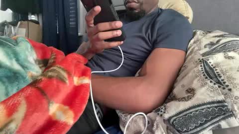 theeshooterr online show from November 18, 1:04 pm