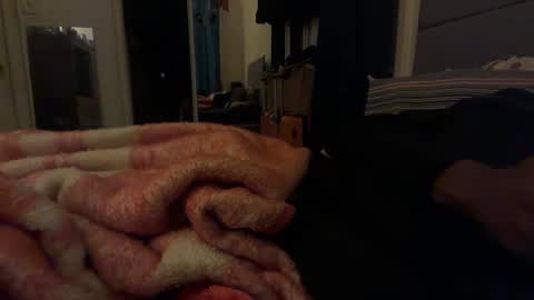 theeshooterr online show from November 30, 2:59 am