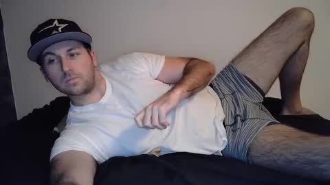 Theetwohander online show from February 19, 2:23 am