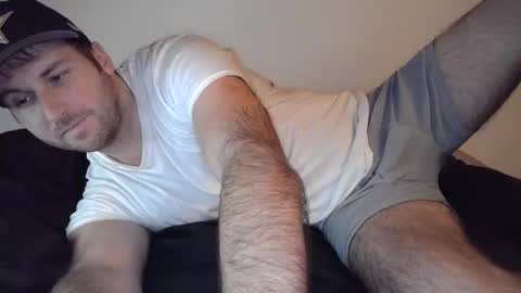 Theetwohander online show from March 27, 3:45 am