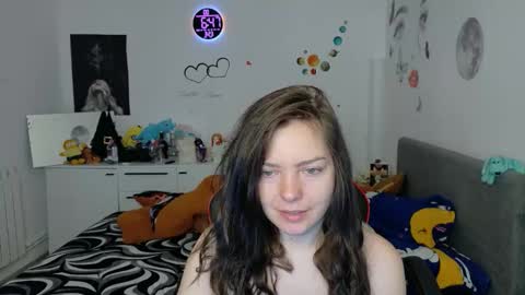 TheFarmergirl online show from March 23, 4:49 am