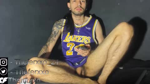 independent Model online show from March 26, 11:32 pm