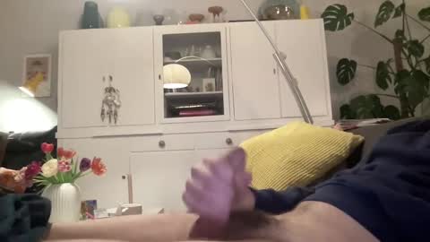 Snapshot of thegermanguy81 chatting on March 4, 10:27 pm thegermanguy81 online show from March 4, 10:27 pm