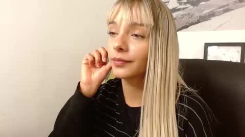 Peyton online show from November 21, 4:11 am