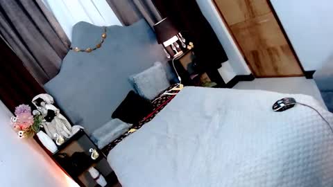 thegreatkelsey online show from October 12, 5:56 pm