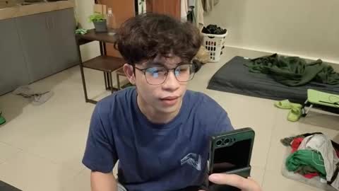 Green online show from April 11, 10:52 am