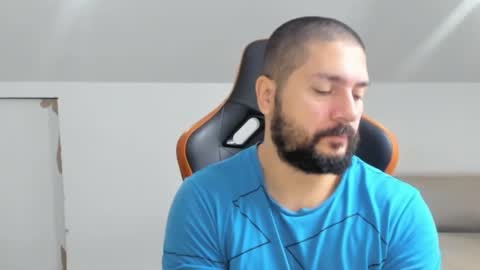 theguardian7 online show from November 27, 7:21 am