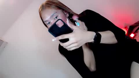 Snapshot of thehornygirl_laisa chatting on January 8, 9:32 am laisa online show from January 8, 9:32 am