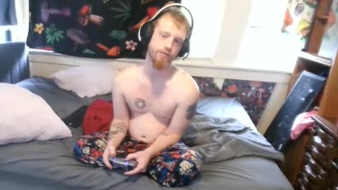 fuzzyfox online show from September 17, 4:41 pm