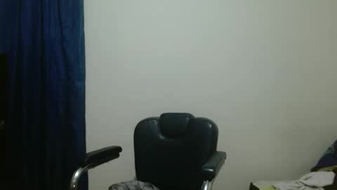 thehousedog online show from November 24, 11:21 am