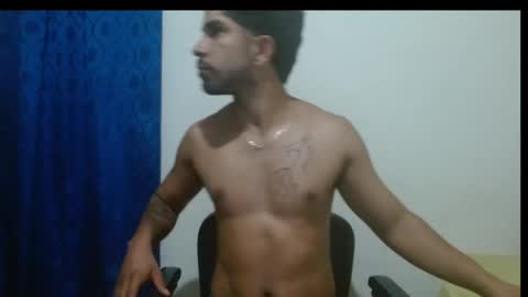 thehousedog online show from April 12, 11:04 am