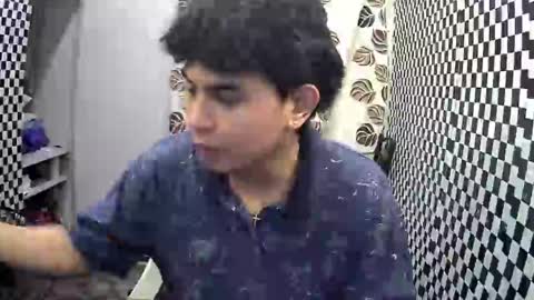 Xerxis online show from January 8, 1:52 pm