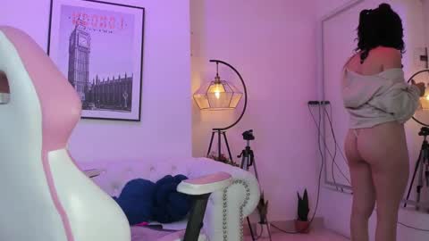 Theia  online show from February 2, 3:32 am