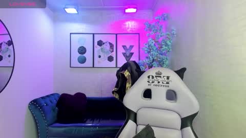 Theia  online show from November 29, 12:30 pm